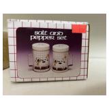 Vintage New in the box Salt and Pepper Cow