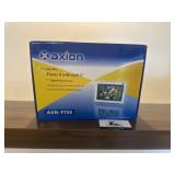 Digital picture frame