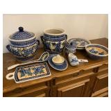 Boleslawiec grape ceramic ware