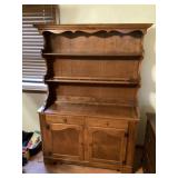 Ethan Allen two piece hutch approximately 18 x 4