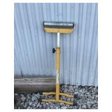 Portable roller stand