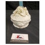 Ceramic ivory trinket box with sculpted roses on