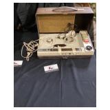 General Electric recorder makes noise when t