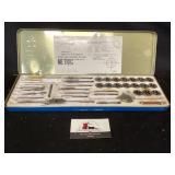 Metric tap and die set