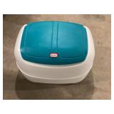 Little tykes Toy box