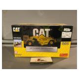 Cat 611 Wheel Tractor Scraper