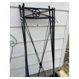 Metal folding trellis