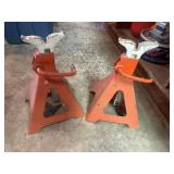 Jack stands