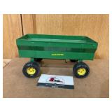 Metal John Deere Wagon