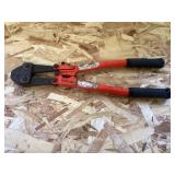 Bolt cutters