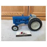 Diecast Ertl Fordson Tractor