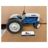 Die Cast Scale Models Ford 4000