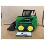 Diecast Ertl John Deere Skidloader