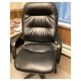 Leather like swivel office chair