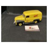 Kent feeds diecast van