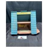 Fisher- Price a frame play house