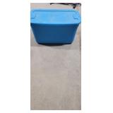 True living storage container