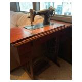 Singer Sewing Machine