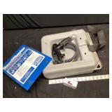 2 1/2 gallon capacity, the sand blaster