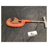 Rigid pipe cutter
