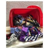 Tote of ties