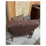 Drop leaf gate leg table 36 round