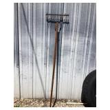 Adjustable thatcher rake