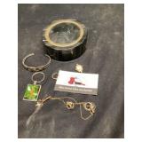 Jewelry and jewelry box