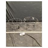 Hanging wire baskets