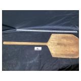 Wooden pizza paddle