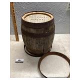 White ways, winery, wood barrel