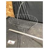 Wire basket