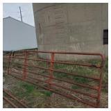 16 Ft Pipe Gate,  Top Damaged