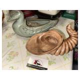 Cornucopia and franknoma duck planters