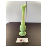 Fenton uranium glass vase