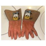 Vintage childrenï¿½s Donald Duck gloves