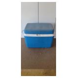 Rubbermaid cooler