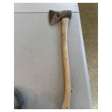 Plumb axe