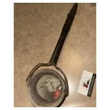 Cast smelting ladle