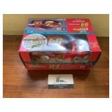 Snap tote model kit