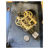 Mantle clock movement