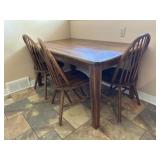 Kitchen table and 4 chairs