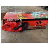 Black and decker hedge trimmer