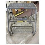 Rolling metal steps