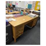Desk 60x30x 29 3/4