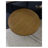 (149) 36 diameter round non-adjustable table