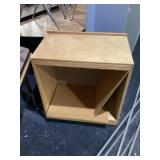 K2 rolling shelf easel