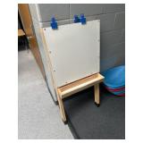 Lunchroom easel