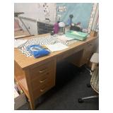 Teachers desk 30 x 60 contents not included,