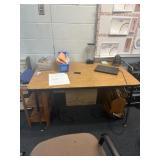 Adjustable table 30 x 48 contents not